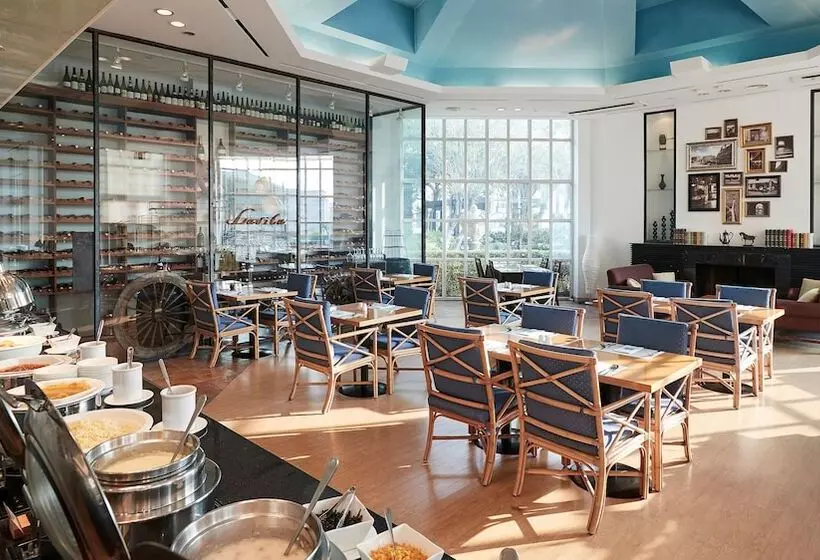 The Suites Hotel Jeju