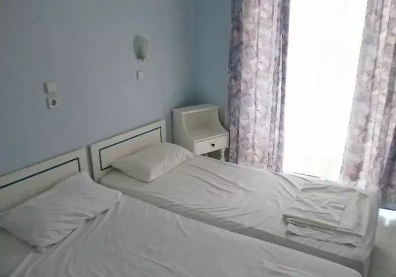 Pefkos Garden Hotel-Bungalows