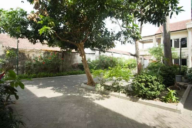 Majatalo Reddoorz Near Rumah Sakit Baptis Kediri