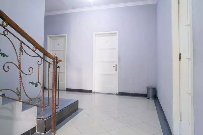 Majatalo Reddoorz Near Rumah Sakit Baptis Kediri