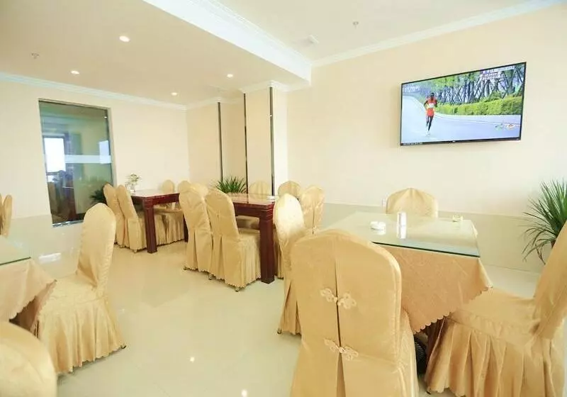 ホテル Greentree Inn Wuhu Wuhu County Yingbin Avenue World Trade South Building Express