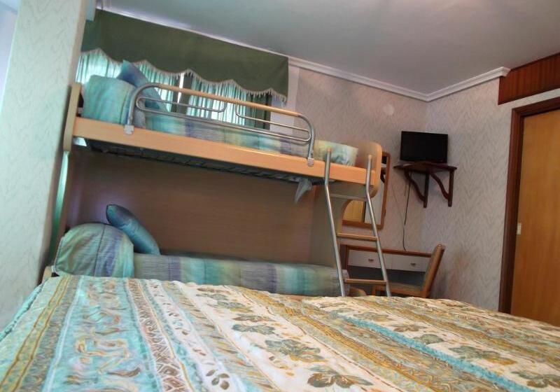 ホテル Vida Finisterre Centro