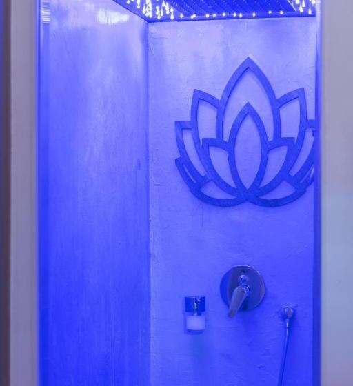 تختخواب و صبحانه Il Vicolo Suite