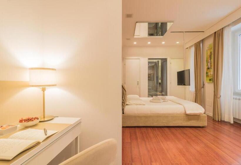 تختخواب و صبحانه Il Vicolo Suite