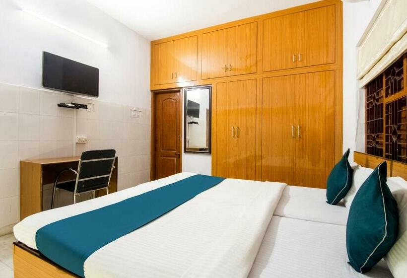 Hôtel Oyo 78637 Silver Key  Galaxy