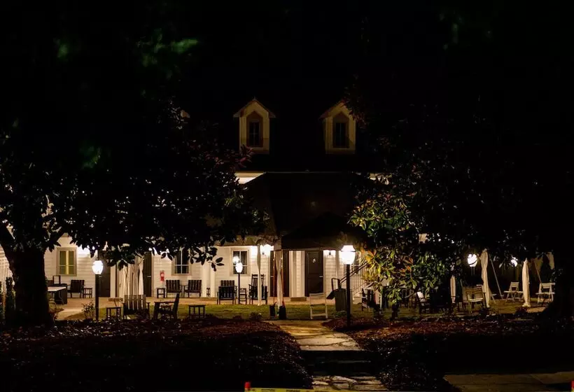 Hôtel The Colonial Inn