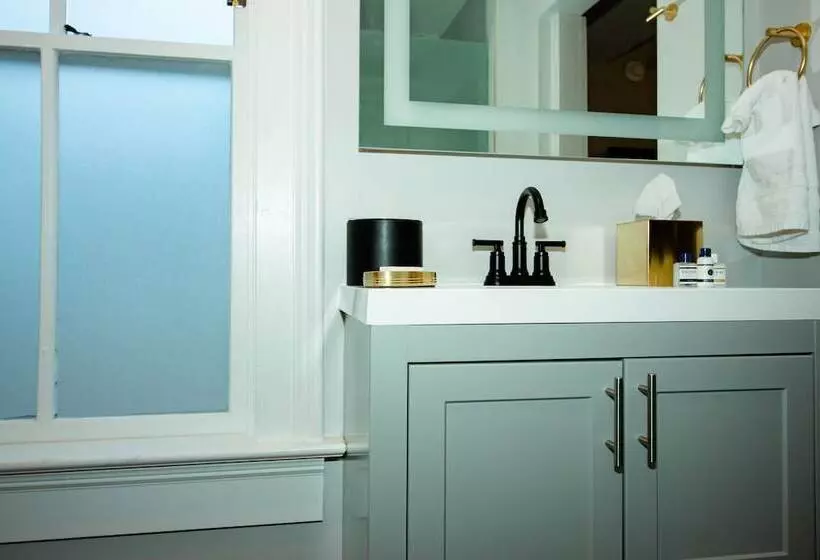 Hôtel The Colonial Inn