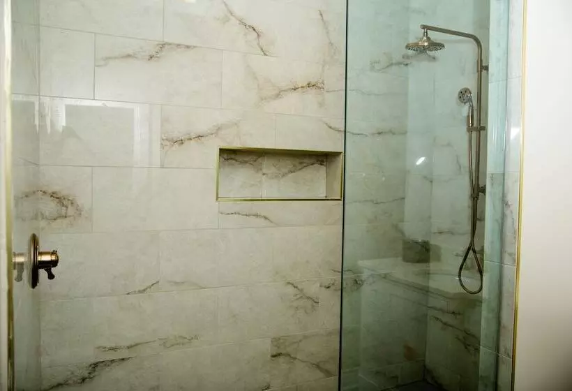 Hôtel The Colonial Inn