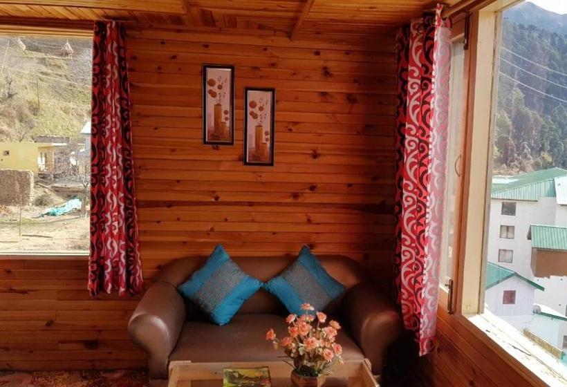 Hotel Maharaja Resort Patnitop