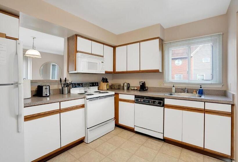 Kasa Downtown Louisville