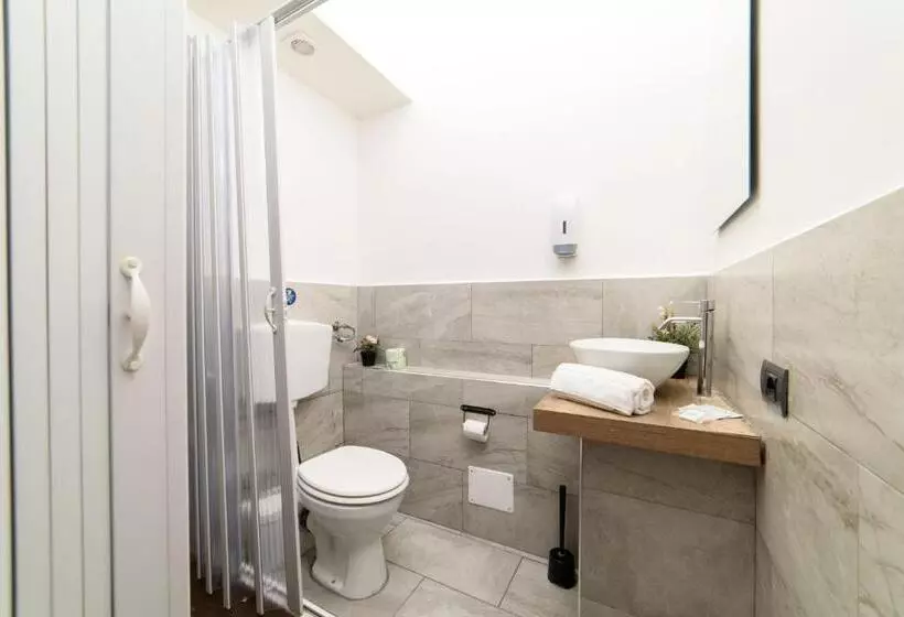 Majatalo Inside Chiaia Rooms