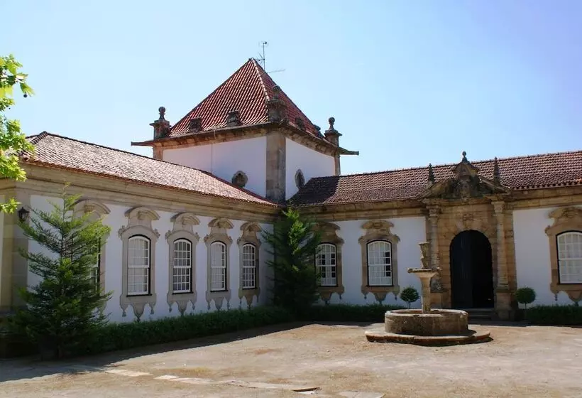 Casa Das Torres De Oliveira
