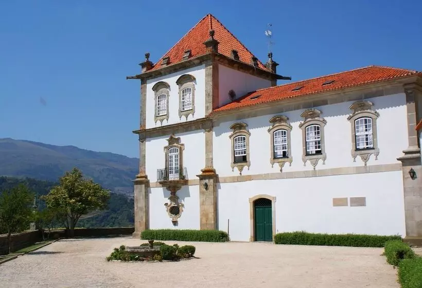 Casa Das Torres De Oliveira