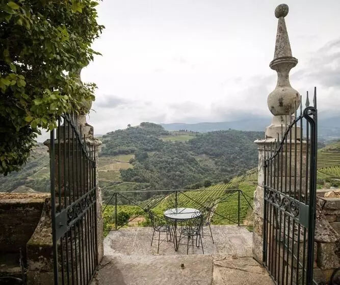Casa Das Torres De Oliveira