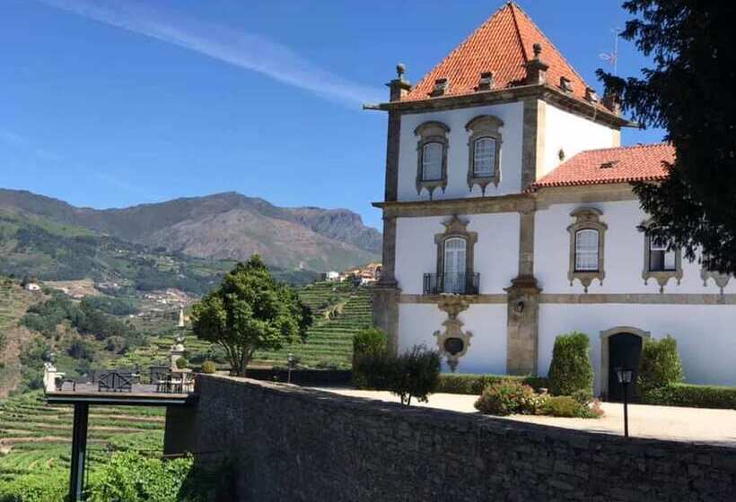 Casa Das Torres De Oliveira