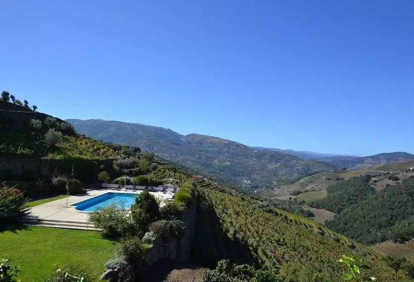 Casa Das Torres De Oliveira