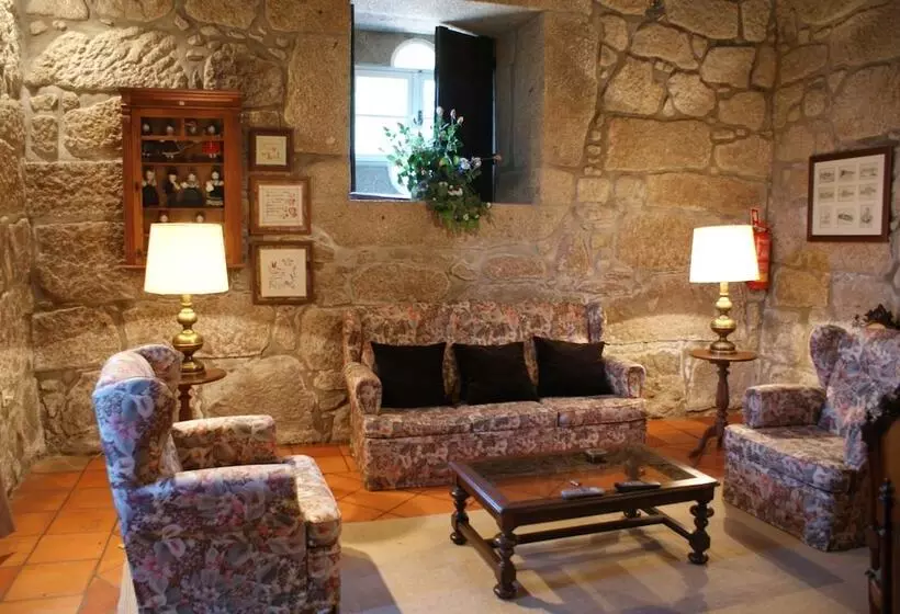 Casa Das Torres Da Facha