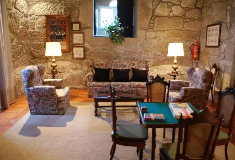 Casa Das Torres Da Facha