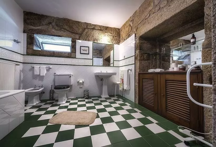 Casa Das Torres Da Facha