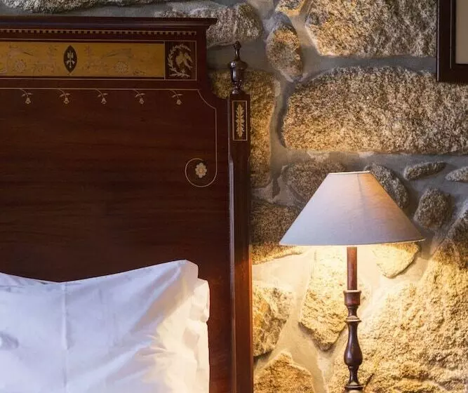 Casa Das Torres Da Facha