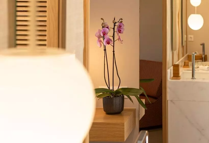 Отель Aquila Rithymna Beach