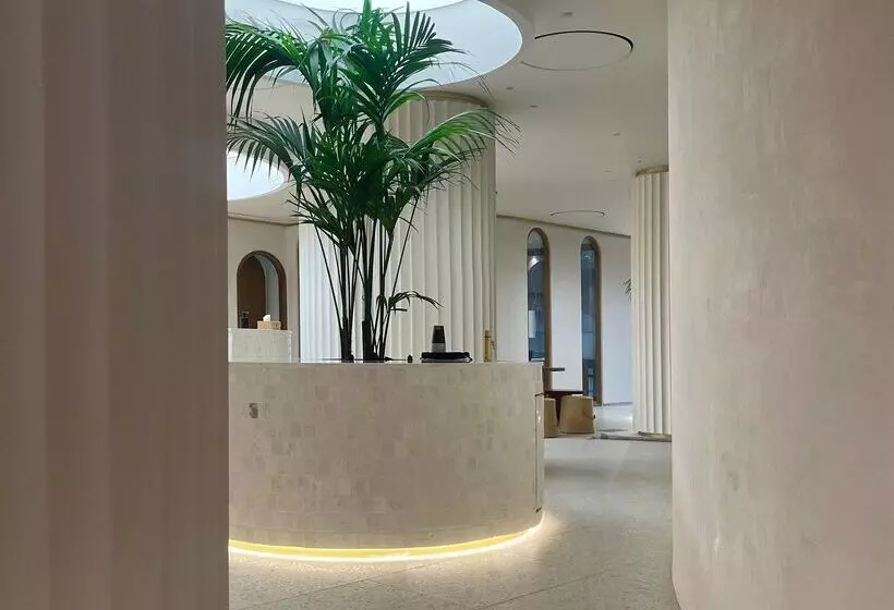 Отель Aquila Rithymna Beach