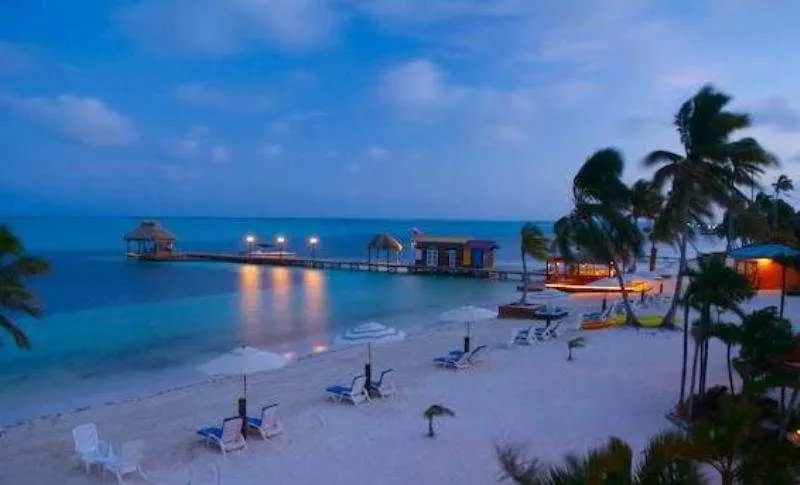 ホテル Belize Legacy Beach Resort