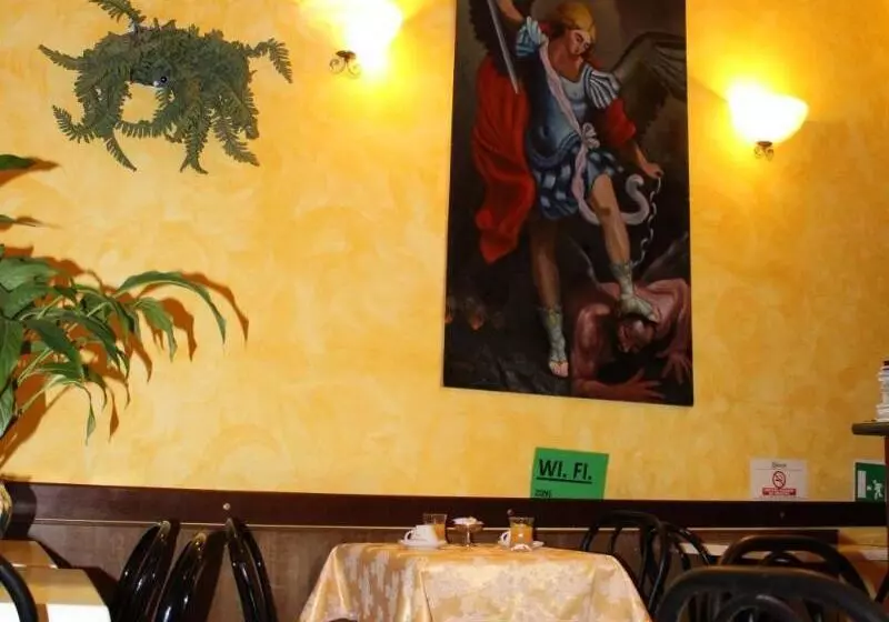 ホテル Bolognese