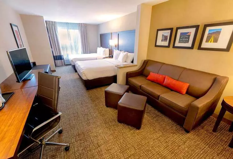Отель Comfort Suites Goodyearwest Phoenix