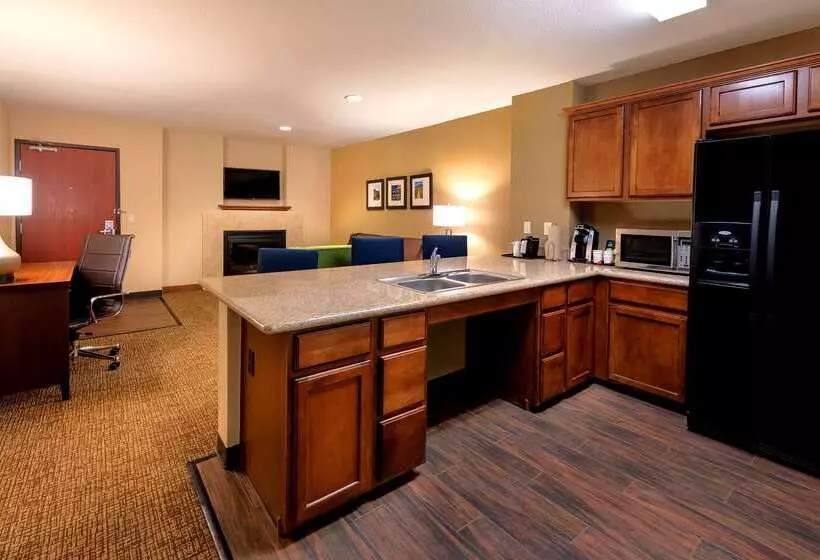 Отель Comfort Suites Goodyearwest Phoenix
