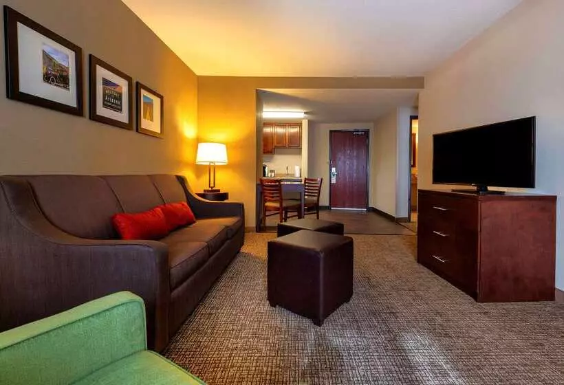 Отель Comfort Suites Goodyearwest Phoenix