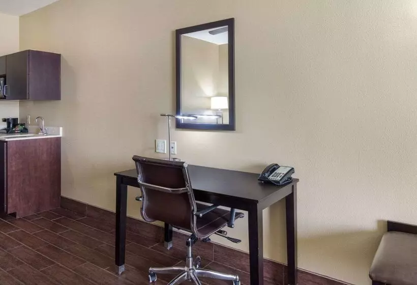 ホテル Comfort Suites