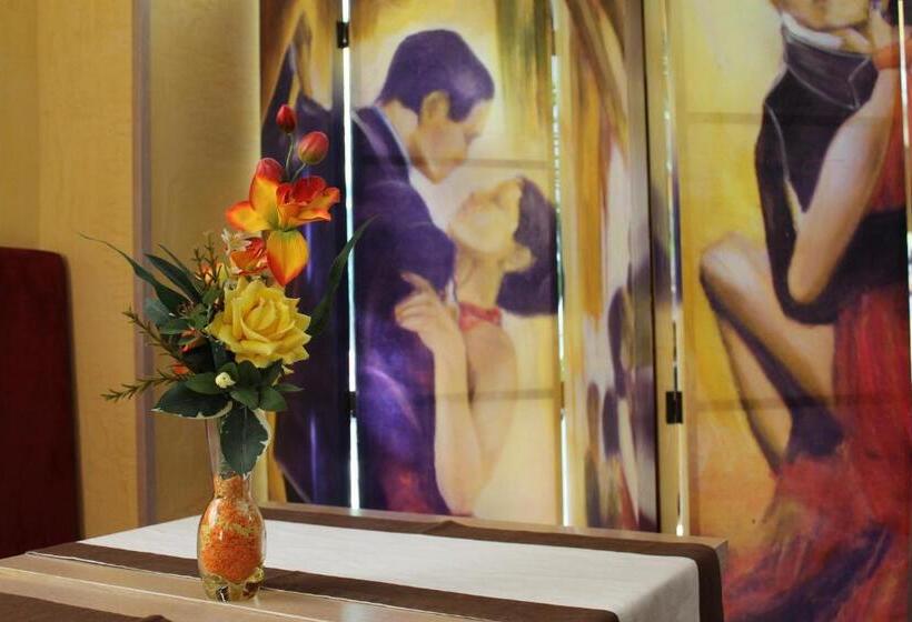 Отель Cristal Eboli