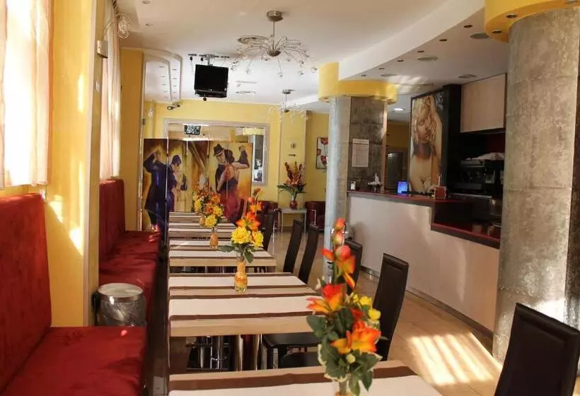 בית מלון כפרי Cristal Eboli