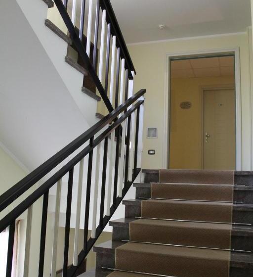 Отель Cristal Eboli