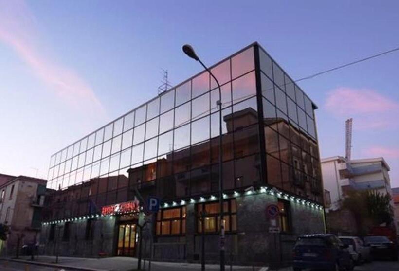 Отель Cristal Eboli