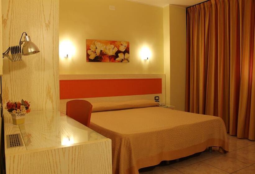 Отель Cristal Eboli