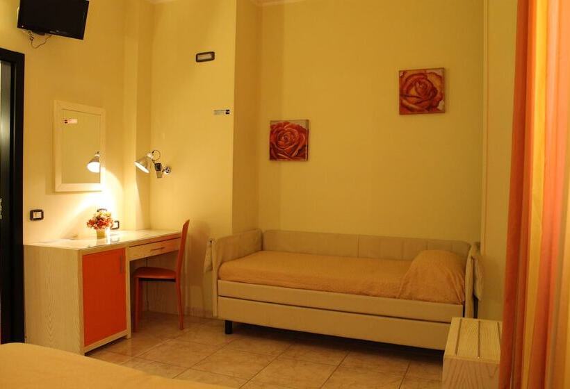 Отель Cristal Eboli