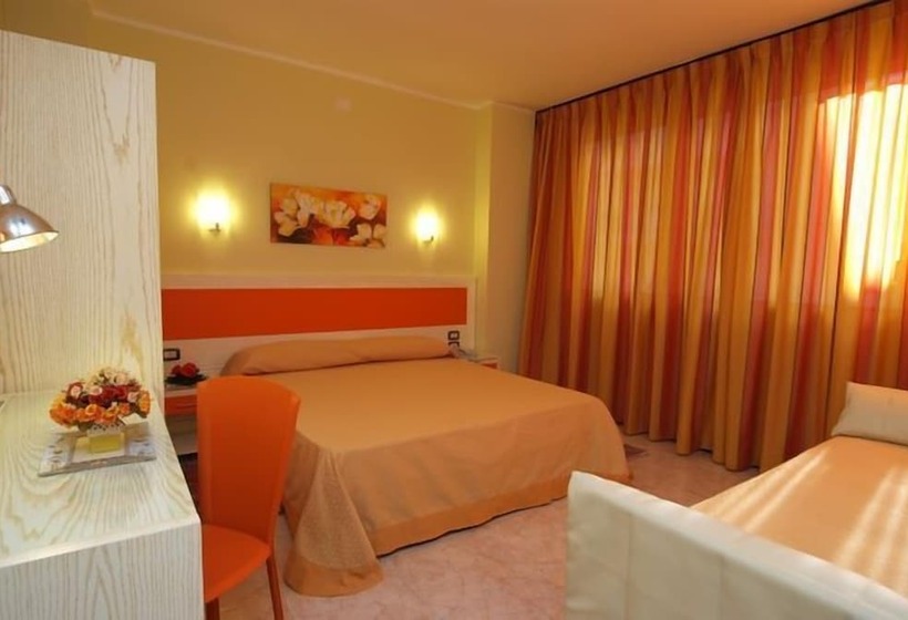 Отель Cristal Eboli