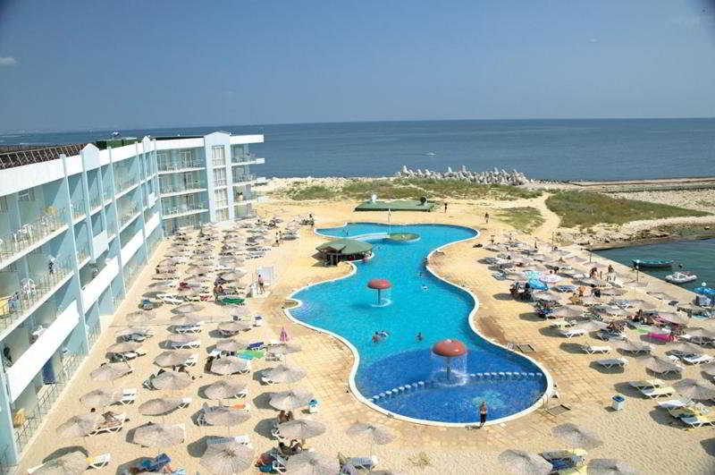 فندق Dolphin Marina