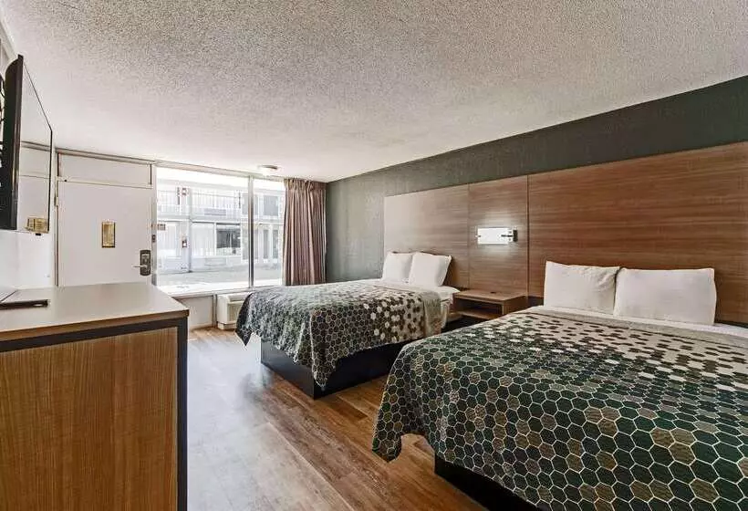 酒店 Econo Lodge Inn & Suites Near Bricktown