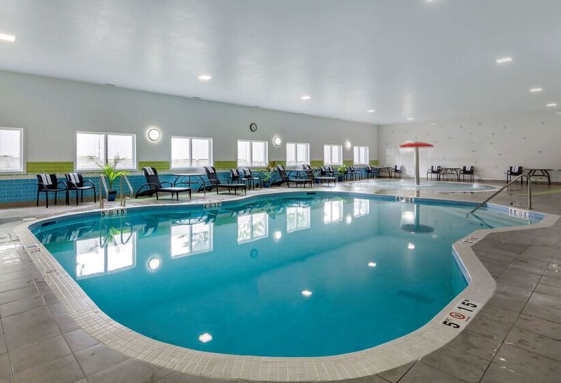 בית מלון כפרי Hampton Inn & Suites By Hilton Edmonton/west