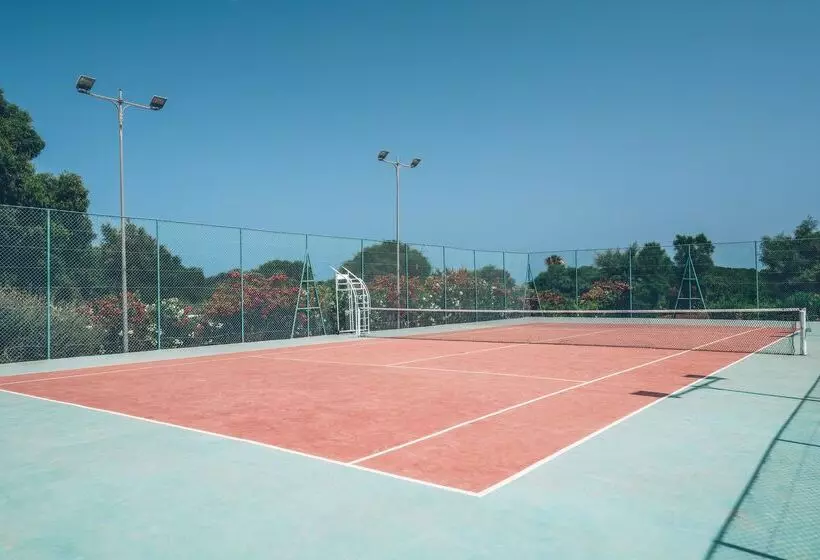 호텔 Iberostar Waves Saidia