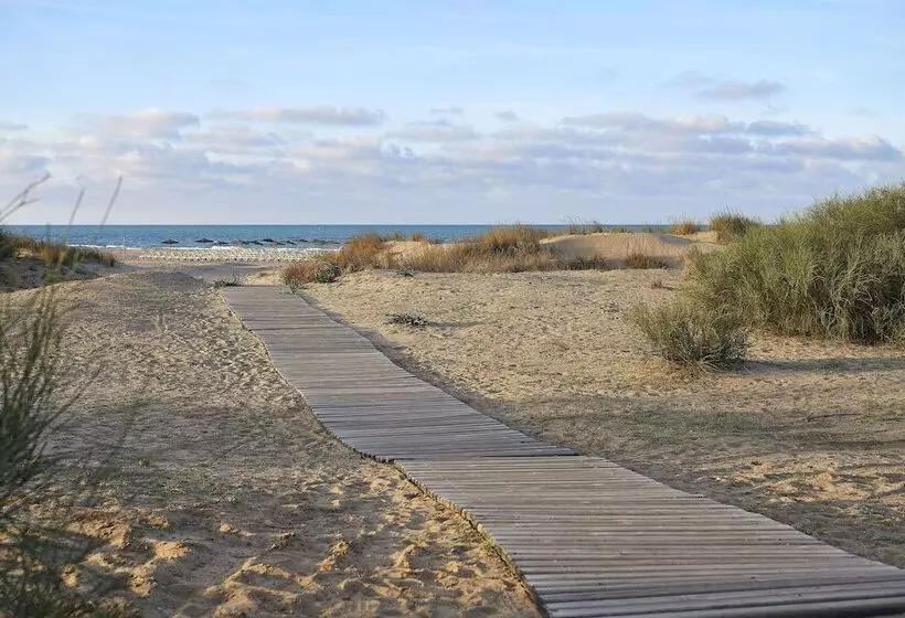 호텔 Iberostar Waves Saidia