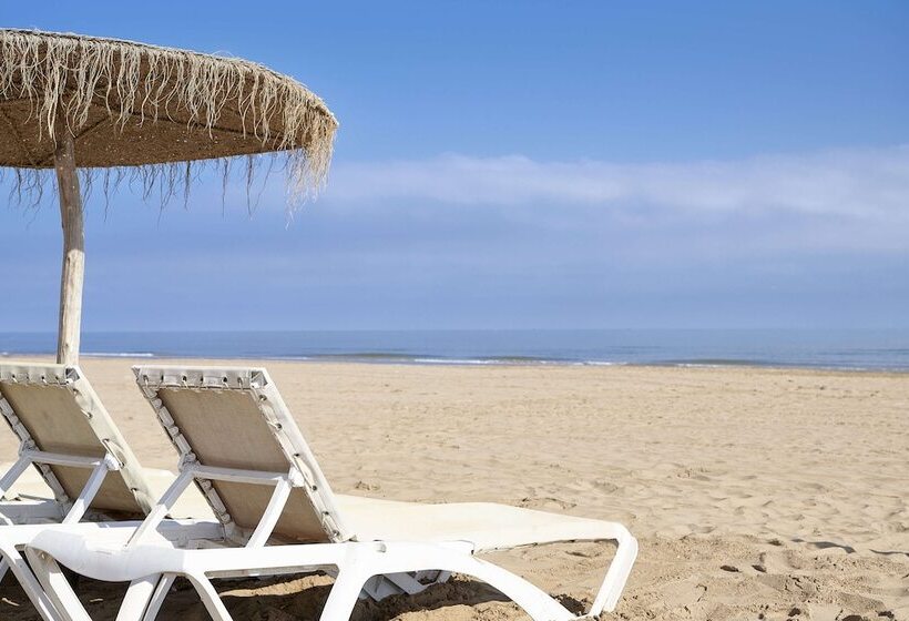 فندق Iberostar Waves Saidia