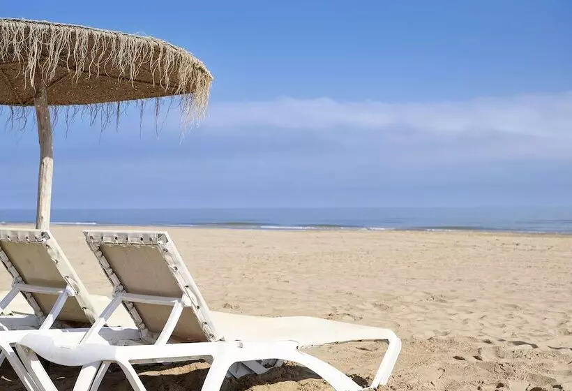 호텔 Iberostar Waves Saidia