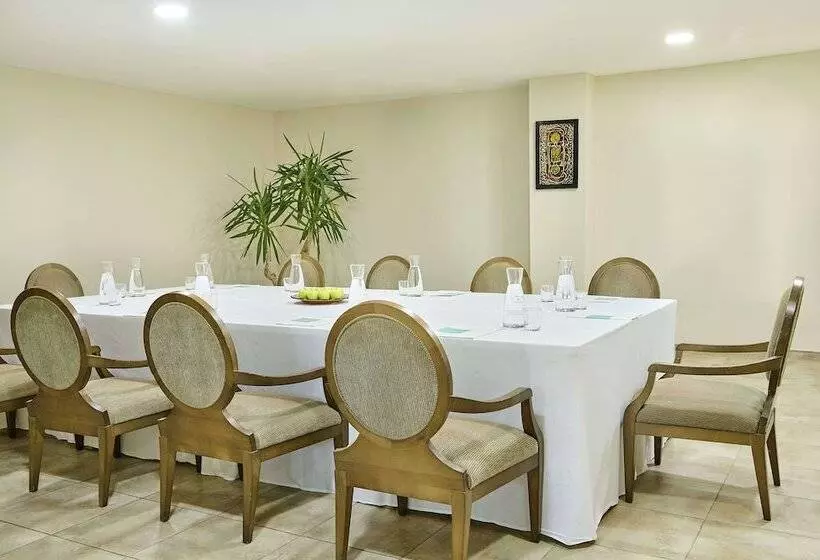 호텔 Iberostar Waves Saidia