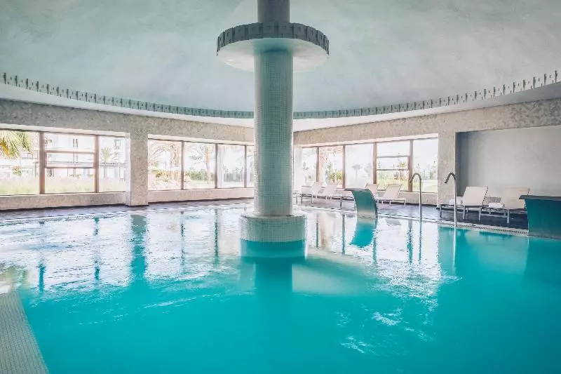 호텔 Iberostar Waves Saidia