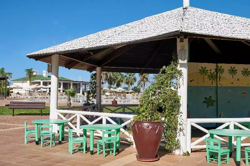 호텔 Iberostar Waves Saidia