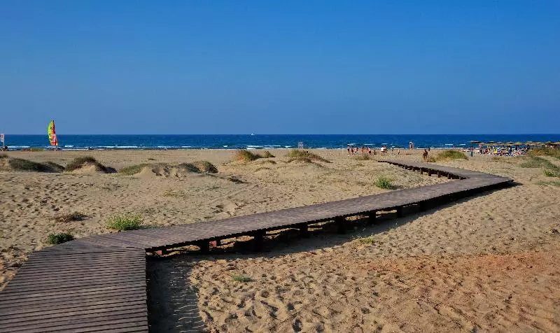 호텔 Iberostar Waves Saidia